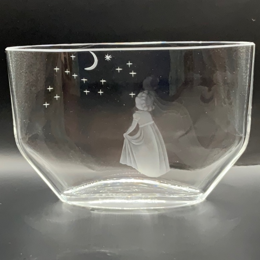 VINTAGE ORREFORS SWEDEN CRYSTAL VASE. 1940’s.  “Wish upon a star”